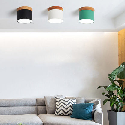 Macaron LED-Deckenleuchte mit Holz