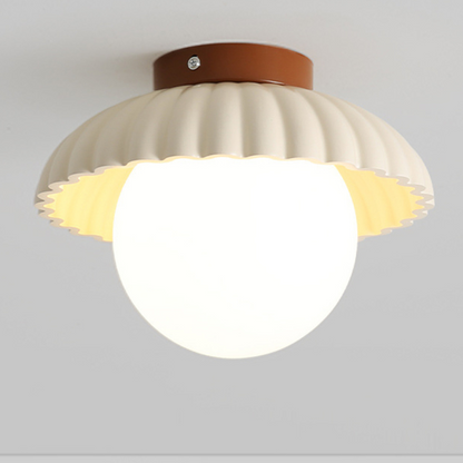 Eisen-Deckenleuchte mit Glaskugel