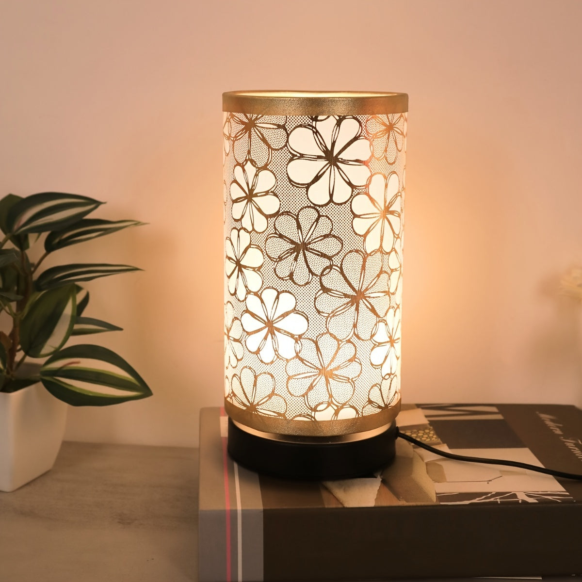 Tischlampe mit Sonnenblumenmuster