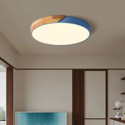 Nordische LED-Deckenleuchte mit Holzrand