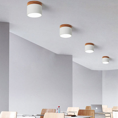 Macaron LED-Deckenleuchte mit Holz