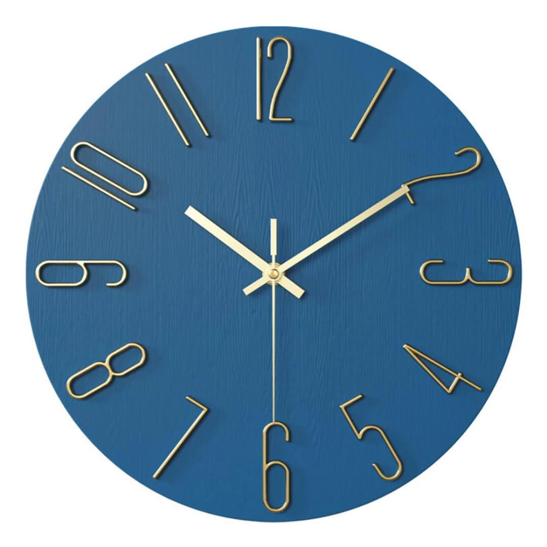 Noble Wanduhr mit Goldziffern