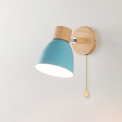 Macaron Wandleuchte aus Holz und Eisen