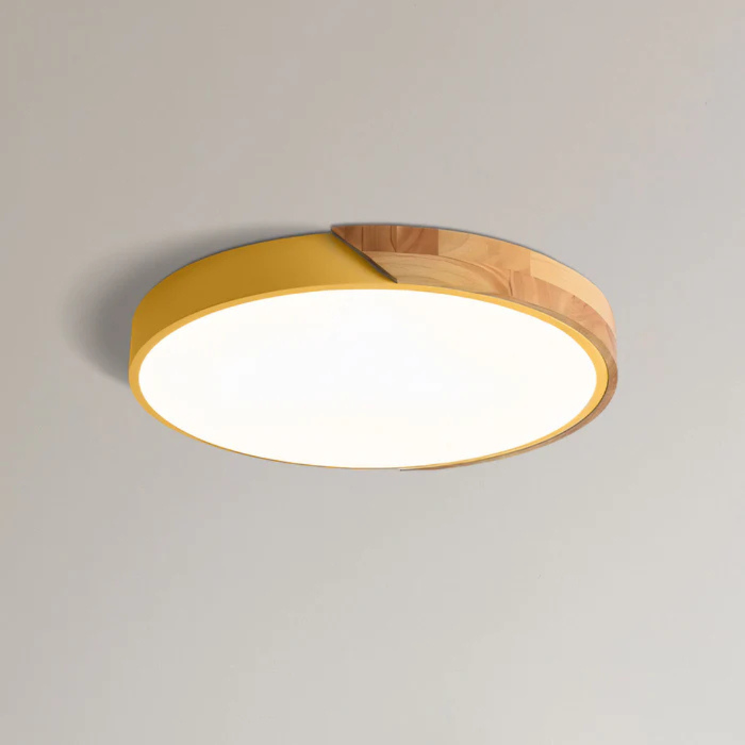 Nordische LED-Deckenleuchte mit Holzrand