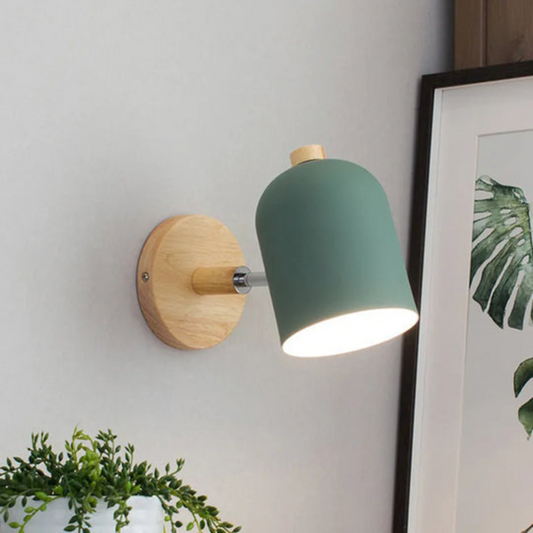 Drelis Wandleuchte aus Holz