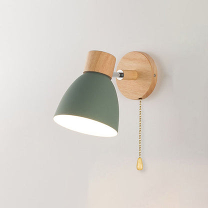 Macaron Wandleuchte aus Holz und Eisen