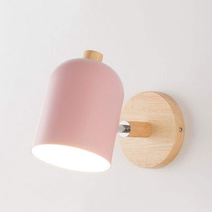 Drelis Wandleuchte aus Holz