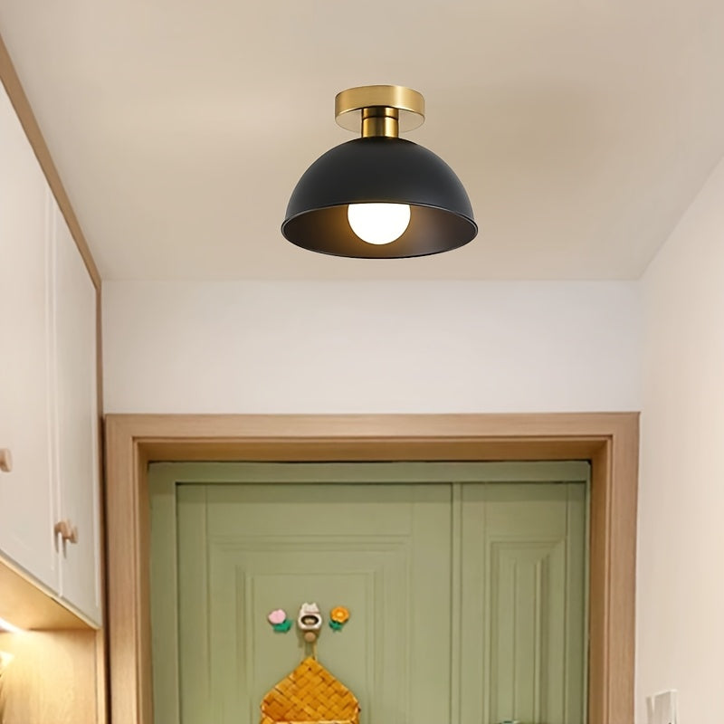 Flache Deckenleuchte in Mattoptik