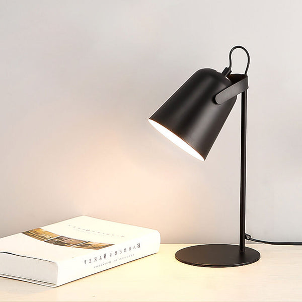Nordic LED-Schreibtischlampe