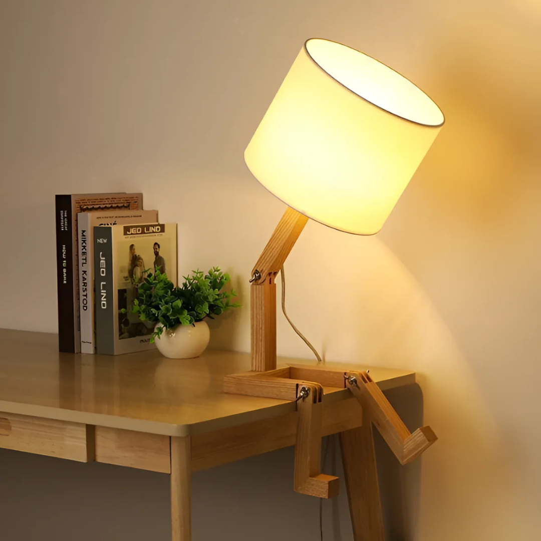 Rilna Tischlampe aus Massivholz