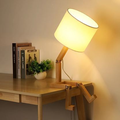Rilna Tischlampe aus Massivholz