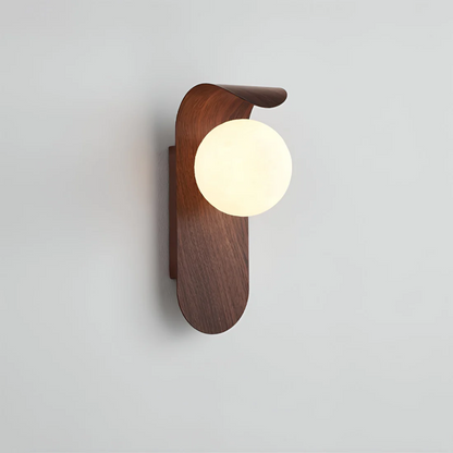 Icar Holz-Wandleuchte mit Glaskugel