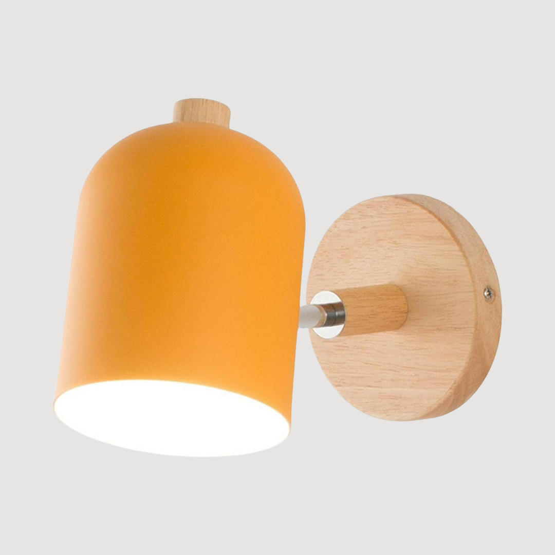 Drelis Wandleuchte aus Holz