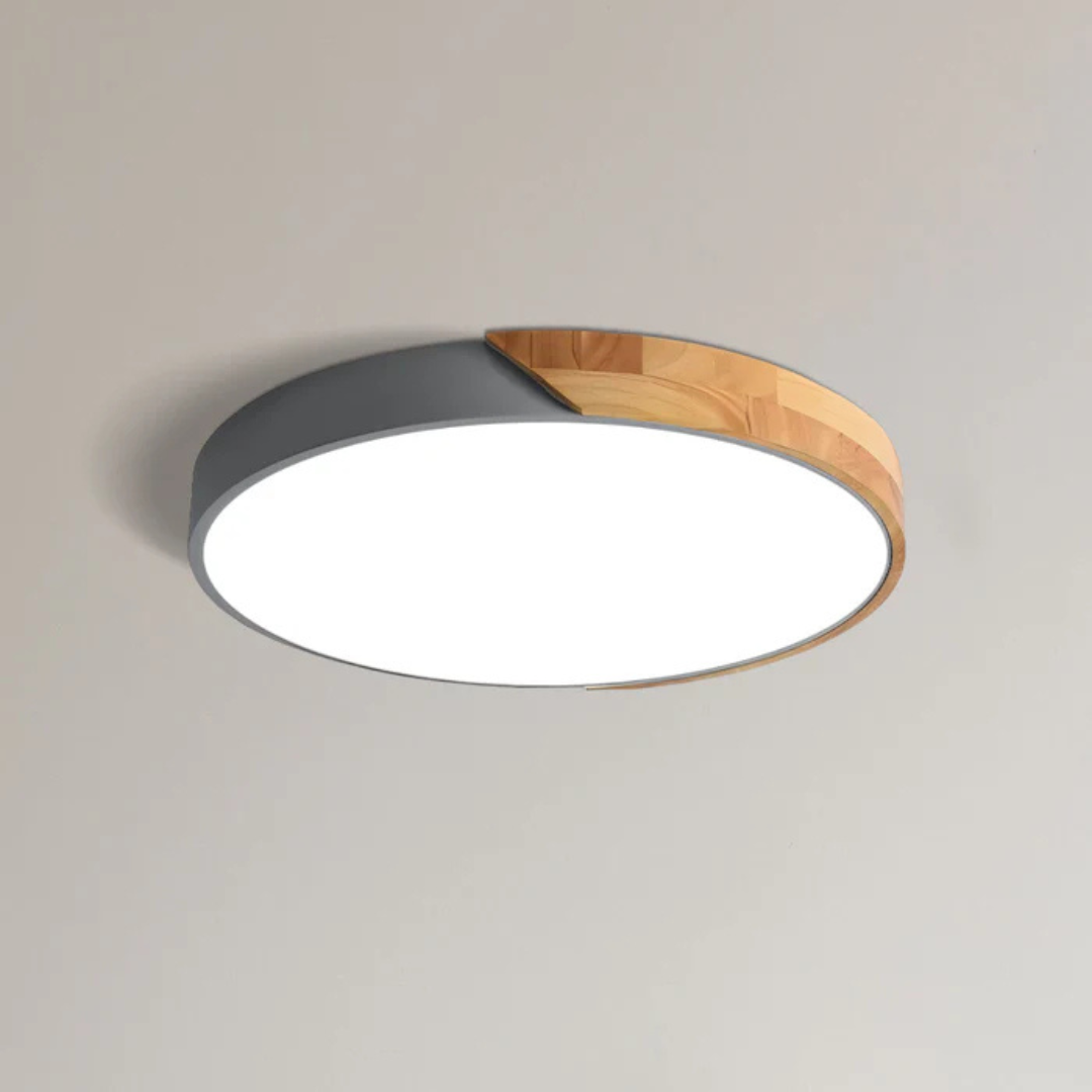 Nordische LED-Deckenleuchte mit Holzrand