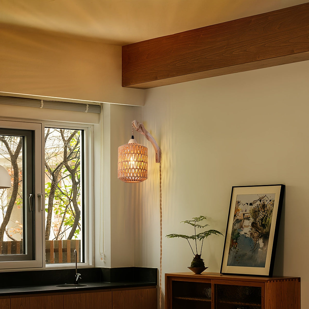 Boho Wandleuchte aus Holz und Rattan