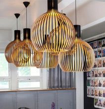 Handgefertigte Holz-Pendelleuchte