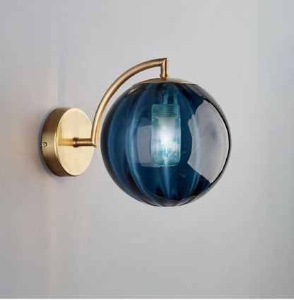 Glas-Kugel-Wandleuchte mit Messing