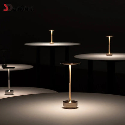 Akku-Touch-Tischlampe aus Aluminium