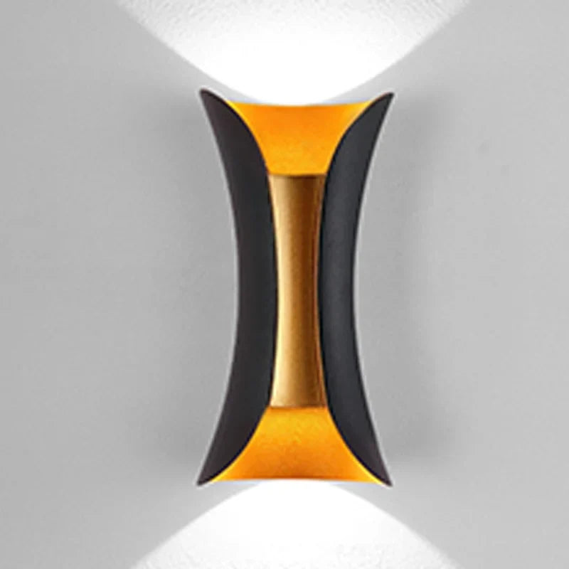 Wandleuchte Schwarz-Gold, wasserdicht