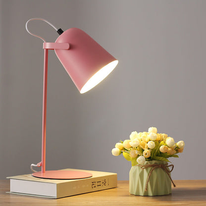 Nordic LED-Schreibtischlampe