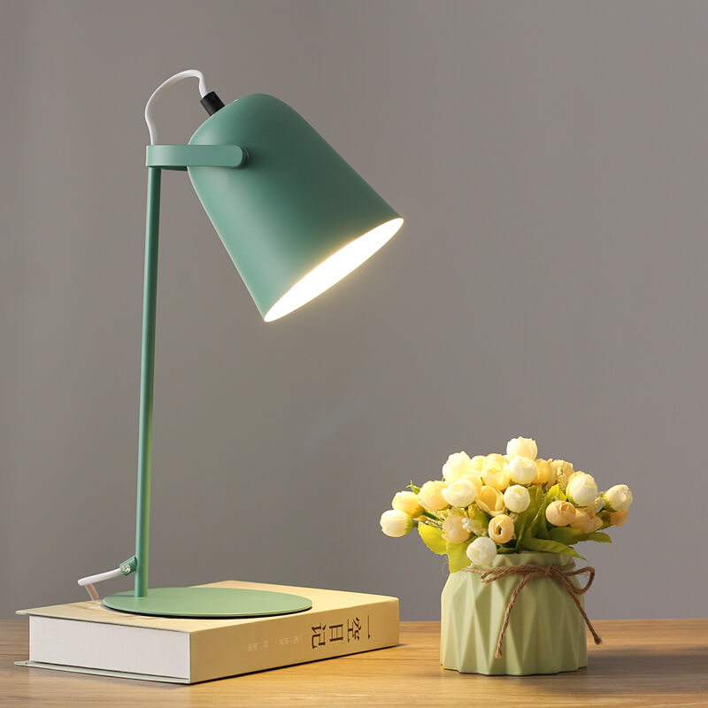 Nordic LED-Schreibtischlampe