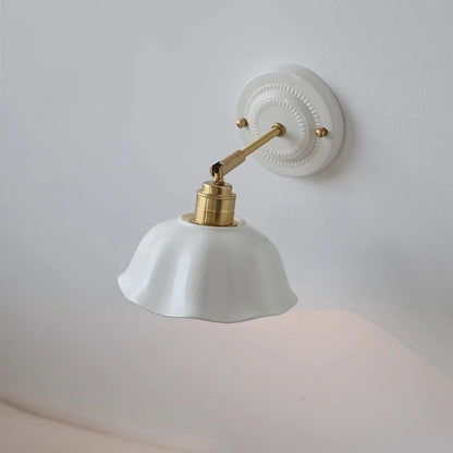 Keramik-Wandleuchte in Creme