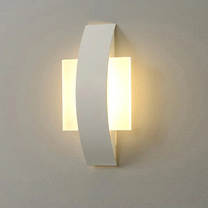 Acryl-Wandleuchte minimalistisch