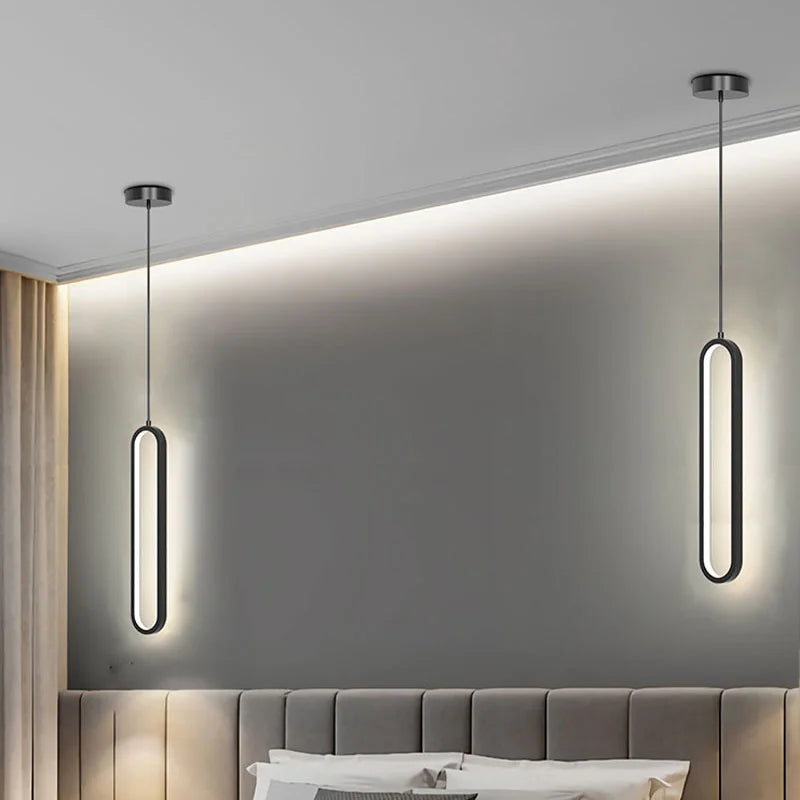 Ovale LED-Pendelleuchte in Gold oder Schwarz
