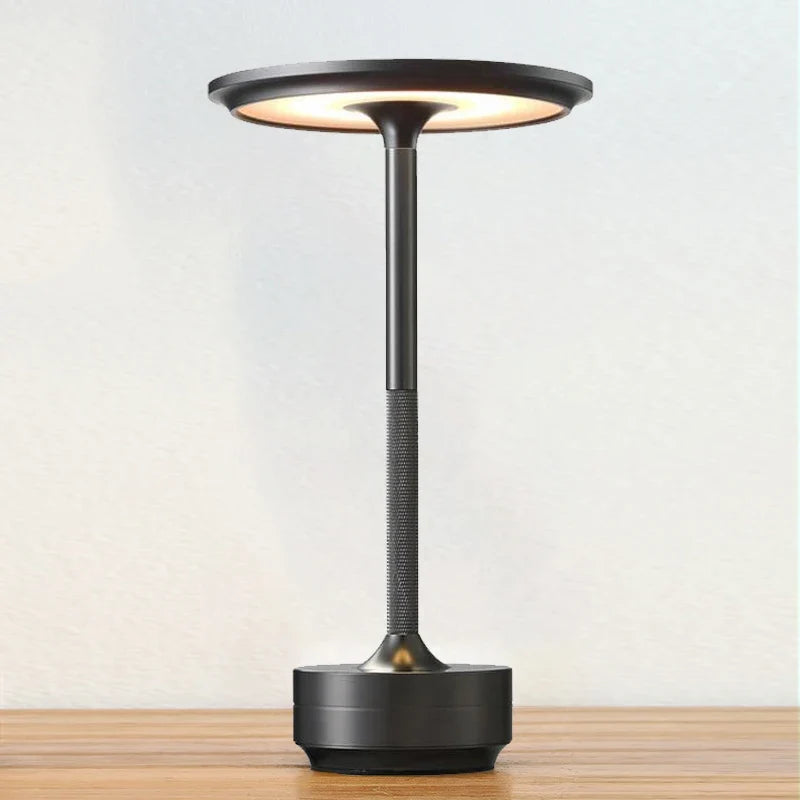 Akku-Touch-Tischlampe aus Aluminium