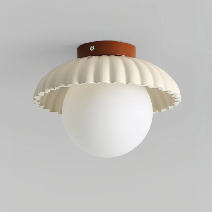 Eisen-Deckenleuchte mit Glaskugel