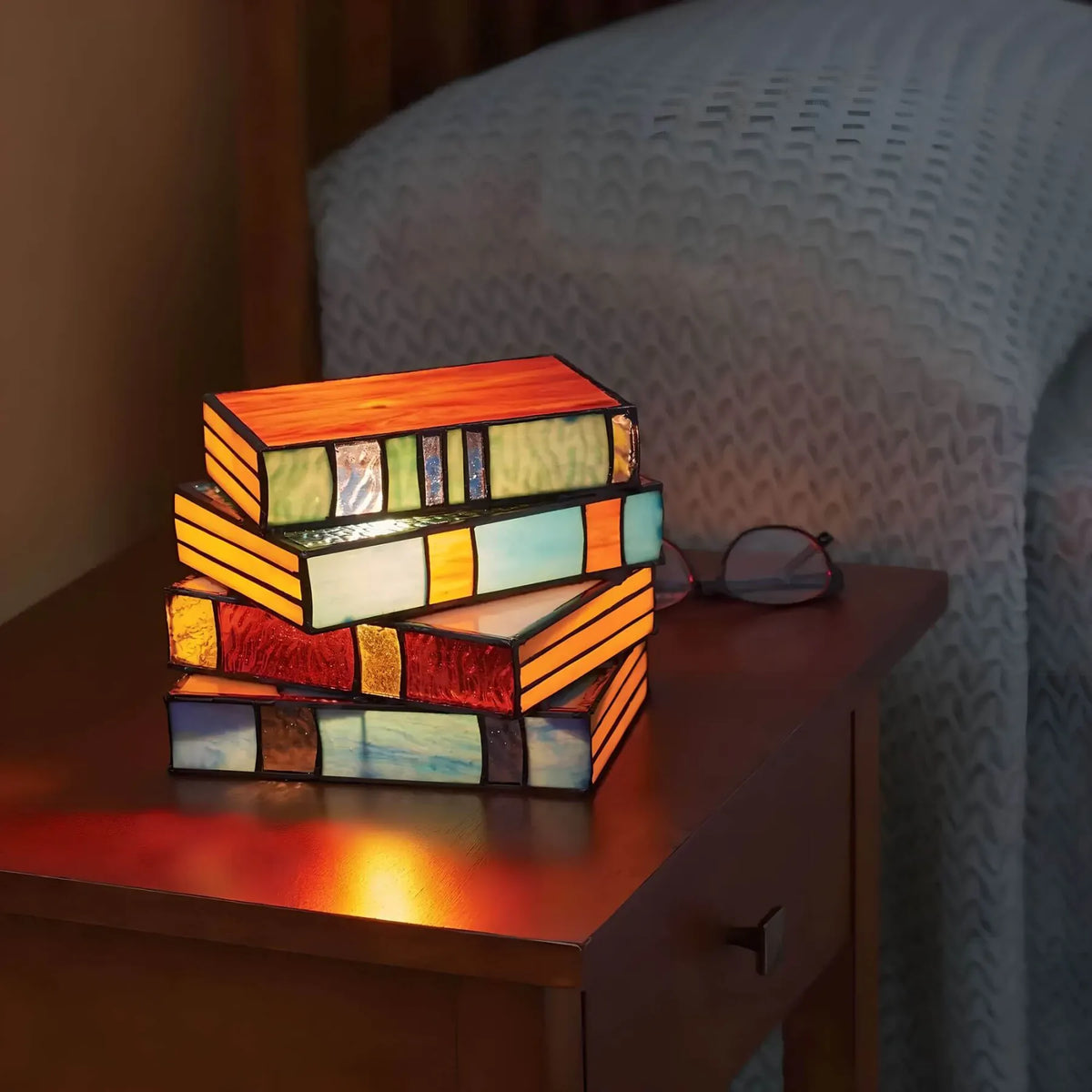 GlassNovel Buntglas-Buchlampe