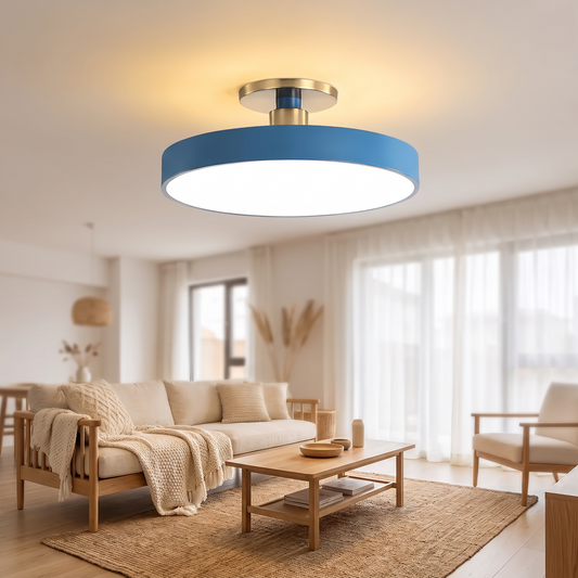 Solon LED-Deckenleuchte im skandinavischen Wohnzimmer