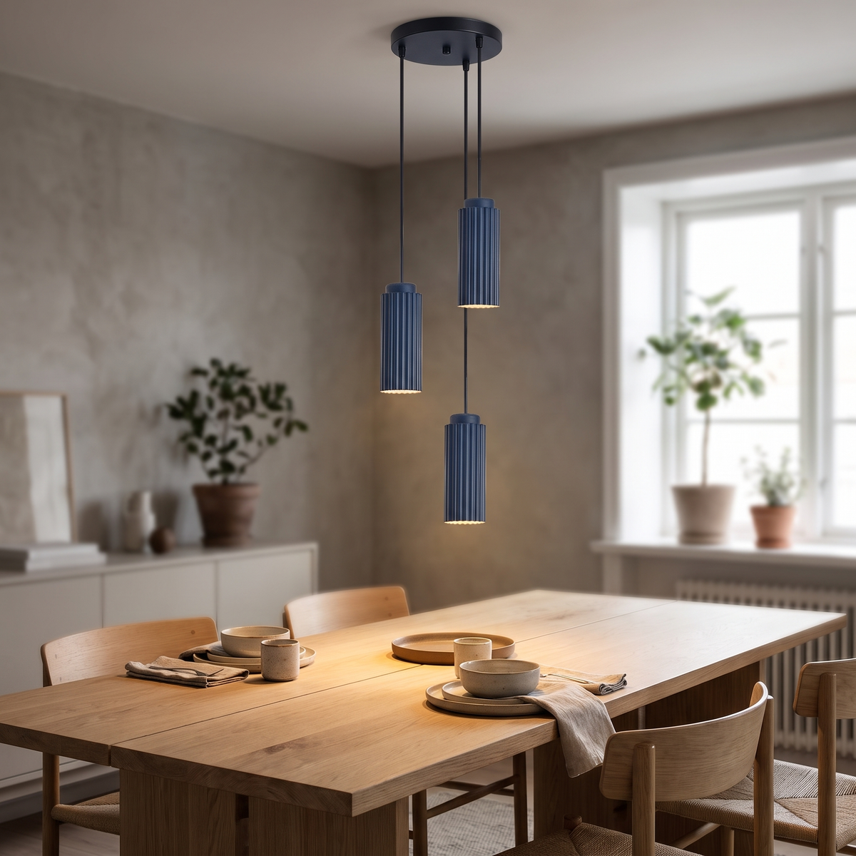NordicGlow Pendelleuchte über dem Esstisch