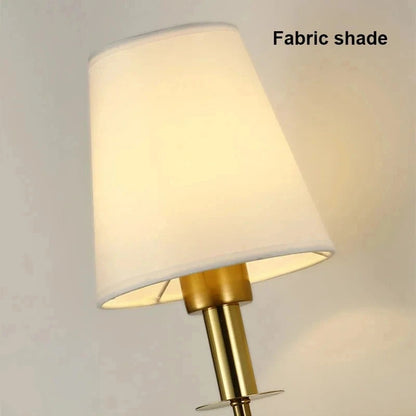 Nordic Elegance Wandleuchte mit Stoffschirm