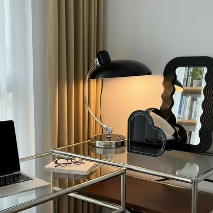ScandiArc Bogen-Tischlampe